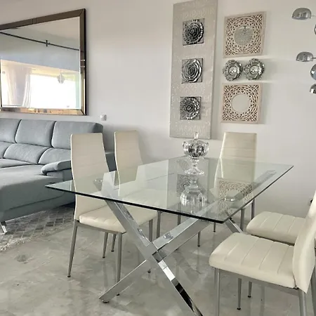 Sea View شقة إِستيبونا